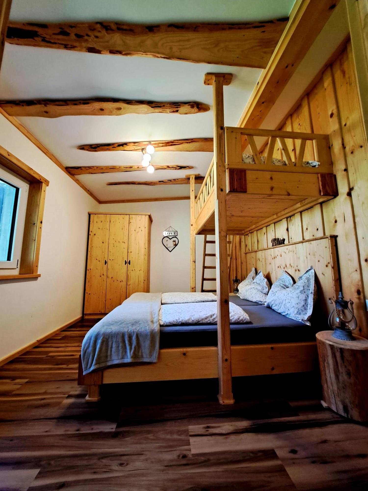 Ferienwohnung Erlebnisbauernhof Gutschi Ranch Kamp Zimmer foto